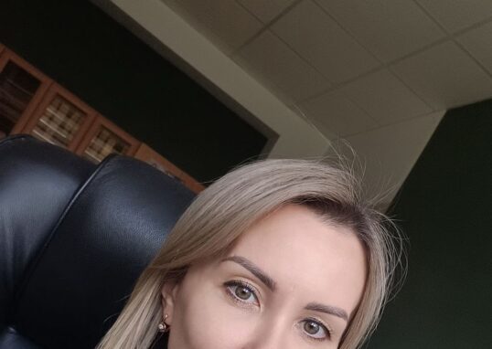 Почему детям, носящим очки, важно регулярно проверять их диоптрии?